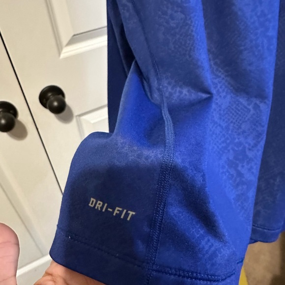 Nike Pro Dri-FIT Royal Blue Quarter-Zip Top - Picture 5 of 8